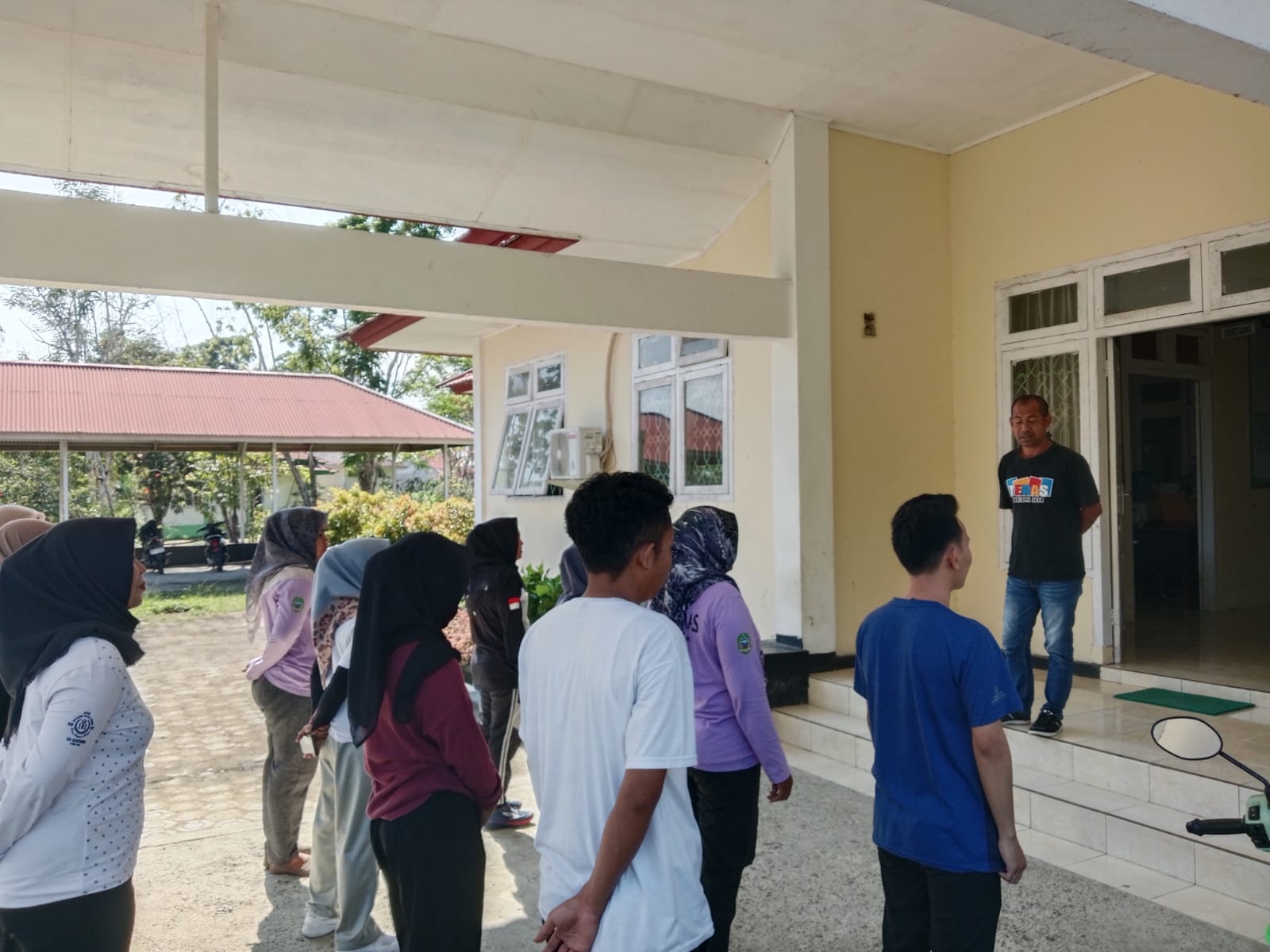 APEL RUTIN PEGAWAI  DINAS KEPENDUDUKAN DAN PENCATATAN SIPIL KABUPATEN HALMAHERA TIMUR